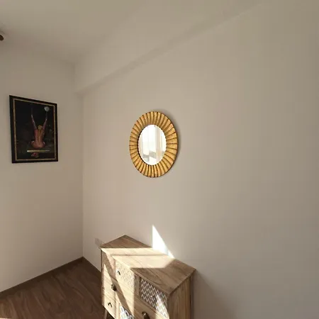 Aphrodite Hills Adonis 코우클리아