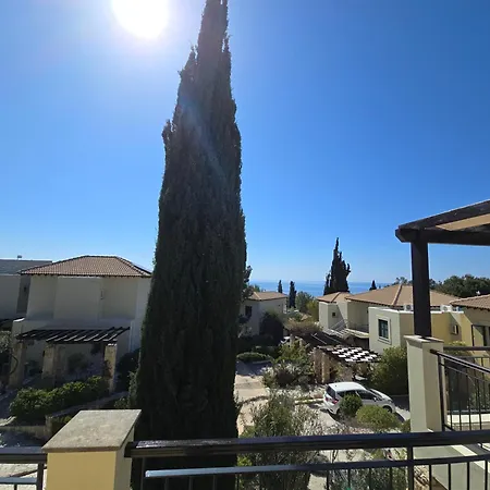 Aphrodite Hills Adonis Apartment *